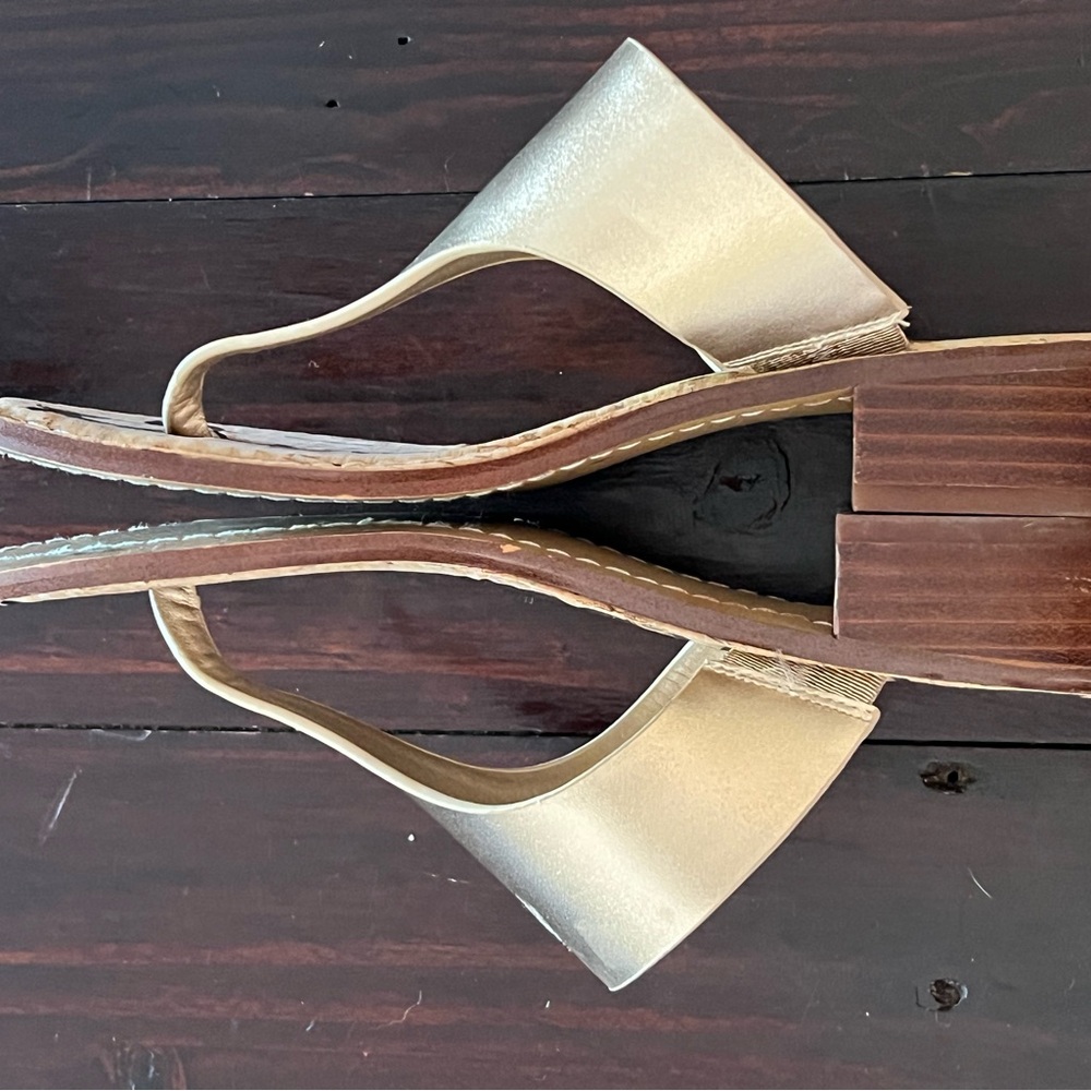 Sam Edelman Gold Sandals with Metallic Accents - Picture 6 of 7